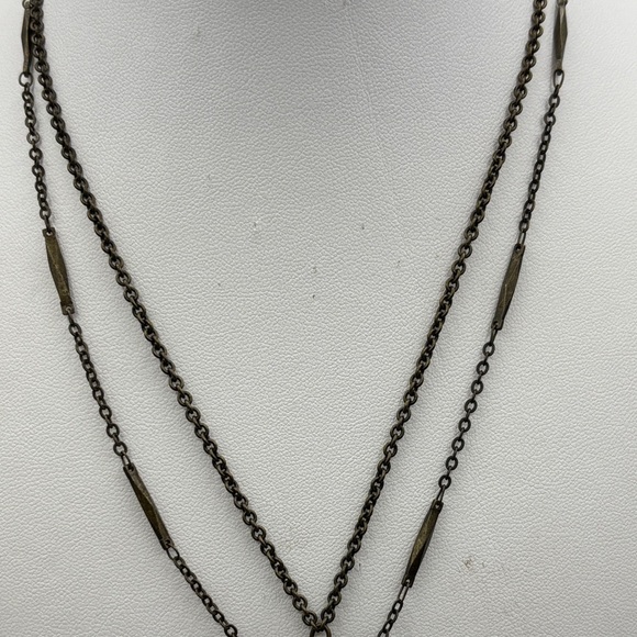 Vintage Avon Medallion Pendant Necklace JP429 - Picture 4 of 11